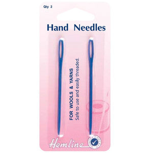 Βελόνες από μαλλί και νήματα